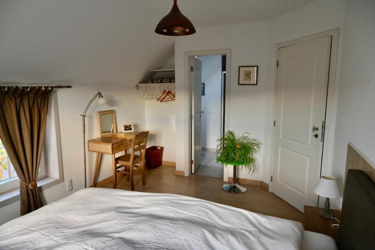 Qui Dort D'Isnes Bed & Breakfast Eksteriør bilde